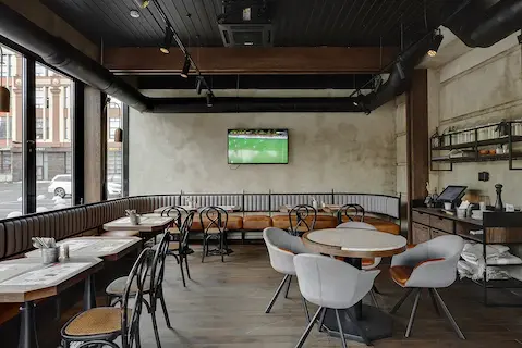 дизайнерские светильники споты со светорассеивающй решеткой в интерьере