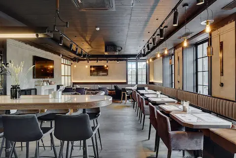 свет в стиле лофт в ресторане Ardenne