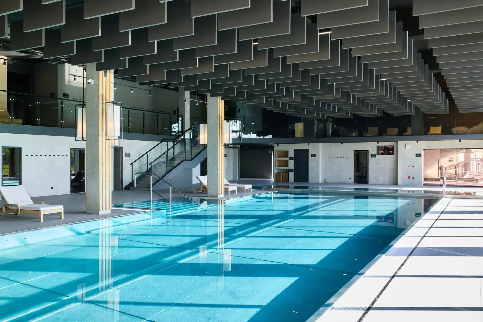 дизайнерские акриловые светильники в спа комплексе